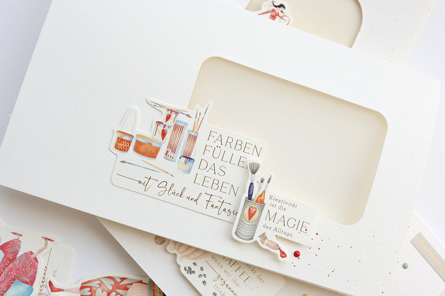 Weiße Karte mit Sichtfenster und Ephemera Highlight