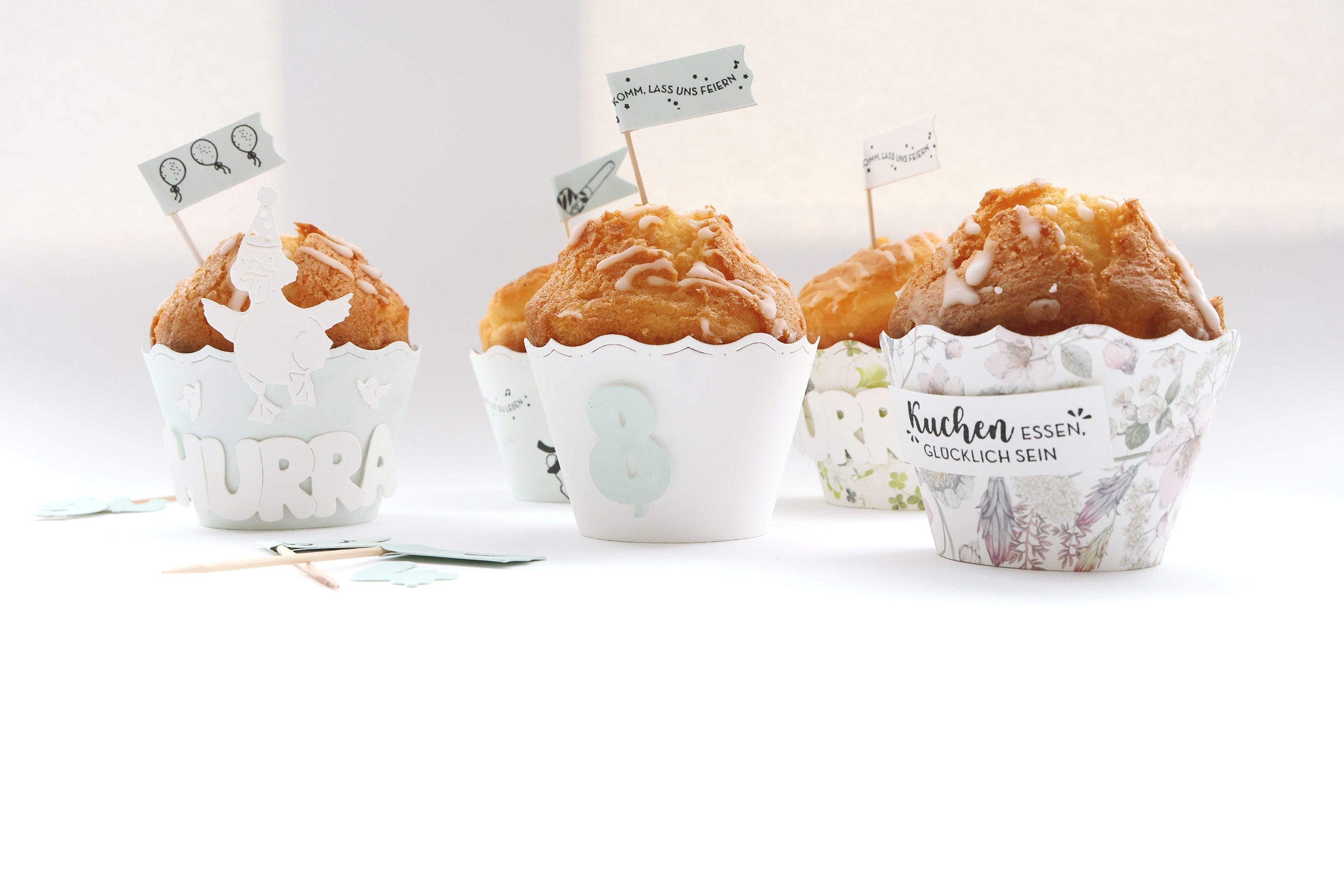 dekorierte Muffin Banderole mit Zitronenmussins