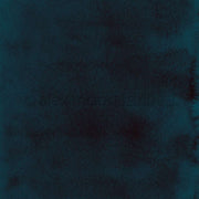 Dunkelgrüner, strukturierter Hintergrund mit subtilen, wolkigen Farbverläufen und einem leicht gestörten künstlerischen Look - perfekt für Buchbinderei oder kreative Papierprojekte. Hochwertiges Designpapier von Alexandra Renke.