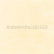 Cremefarbenes, strukturiertes Designpapier mit dezentem Farbverlauf und Alexandra Renke-Wasserzeichen in der Mitte - ideal für Papierprojekte oder Buchbinderarbeiten.