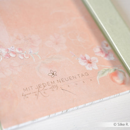 Design paper 'Peach Adorable'