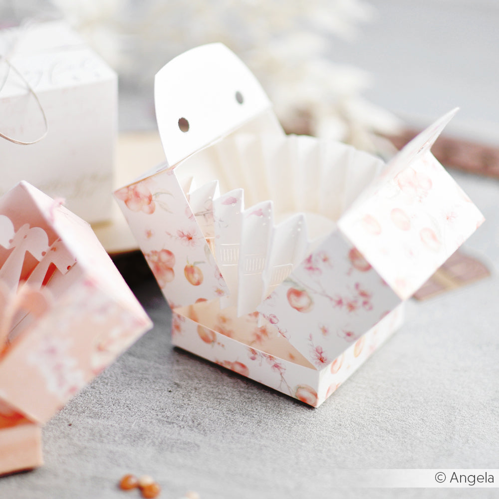 Design paper 'Peach garden'