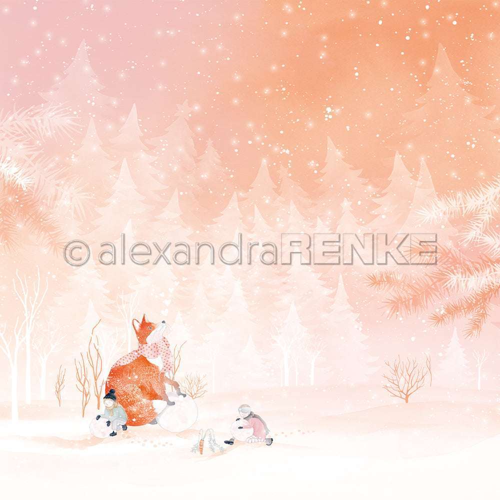 Fuchs und Tiere bauen einen Schneemann in einem pastellorangen, verschneiten Wald mit fallendem Schnee, der den Zauber von Alexandra Renkes Winter-Freundschaft einfängt - perfekt für Papierprojekte und zauberhafte Designpapier-Kreationen.