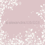 Zarte Blumensilhouetten umrahmen einen staubrosa Hintergrund von Alexandra Renke Designpapier mit Schmetterlingen und Leerraum in der Mitte - ideal für Papierprojekte oder Buchbinderei-Kreationen.