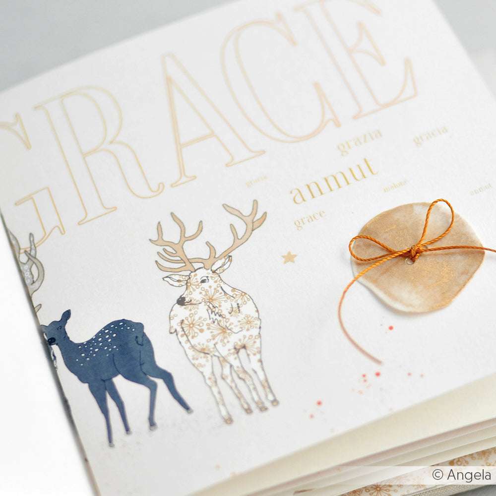 Alexandra Renke-Grußkarte mit dem Text GRACE", zwei illustrierten Hirschen und einem Fadensiegel auf weißem Grund - ideal zur Kombination mit gemustertes Papier oder Ihren Lieblingsprojekten aus Bastelpapier.