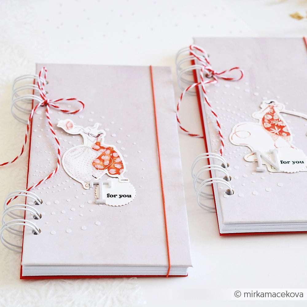 Zwei spiralgebundene Notizbücher von Alexandra Renke aus hochwertigem Designpapier mit rotem Einband, roter Kordel und einem "for you"-Anhänger - ideal für Ihre nächsten Papierprojekte oder als von der Buchbinderei inspiriertes Geschenk.