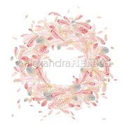 Ein kreisförmiger Kranz von Alexandra Renke, gefertigt aus hochwertigem Designpapier mit rosa, goldenen und silbernen Federn auf weißem Hintergrund.
