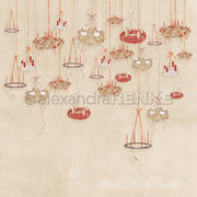 Festliche Kränze und Kerzendekorationen von Alexandra Renke, inspiriert von den weihnachtlichen Figurinen Lichterkränzen, hängen an roten Bändern auf einem beigen Hintergrund - ideal für Designpapier Weihnachten oder Papierbastelprojekte.
