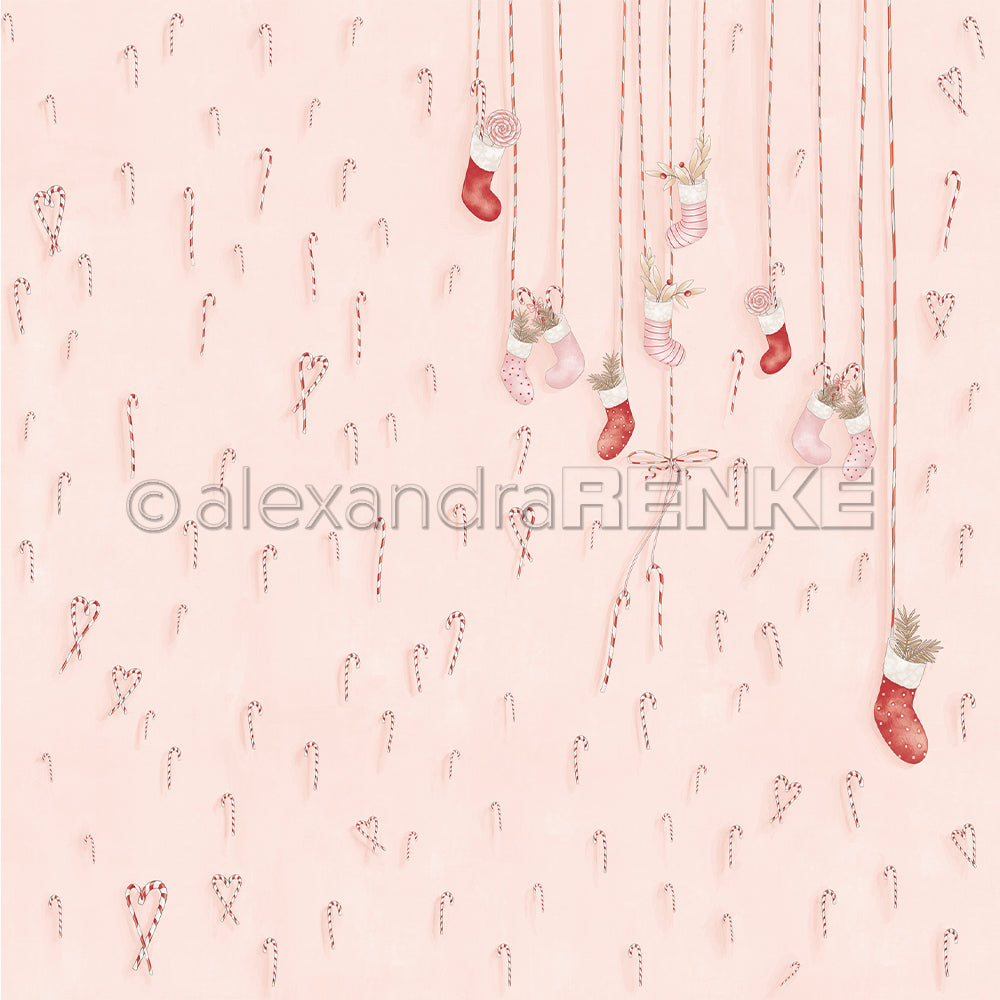 Ein rosafarbener Hintergrund mit Zuckerstangen und Weihnachtsstrümpfen, die mit Geschenken, Grünzeug und charmanten Figuren von Alexandra Renke gefüllt sind - eine ideale Inspiration für festliche Papierprojekte und kreative Design-Papierarbeiten.