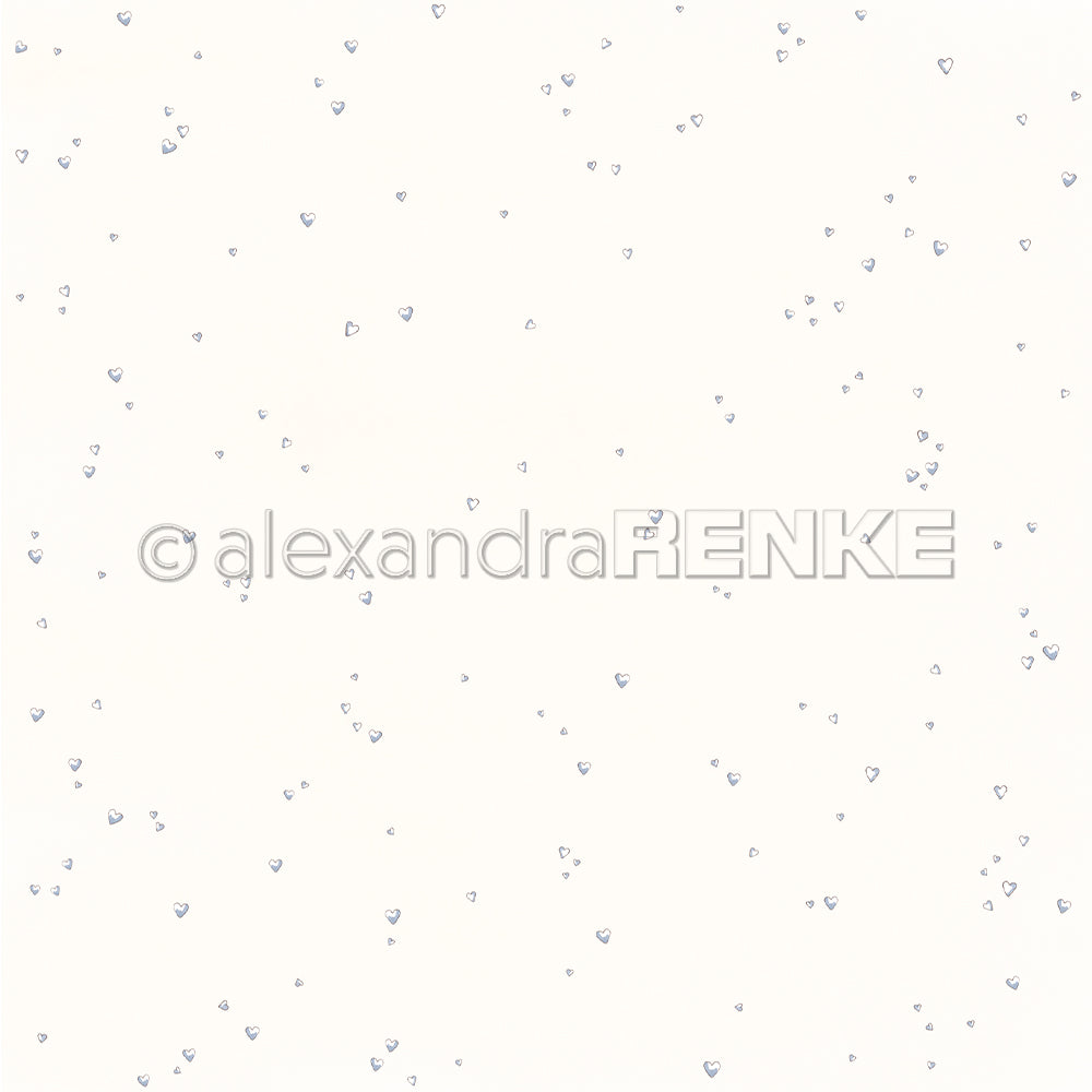 Kleine silberne Herzformen von Alexandra Renke, verstreut auf einem schlichten weißen Hintergrund - ideal für Papierprojekte oder zum Verzieren von Grußkarten.