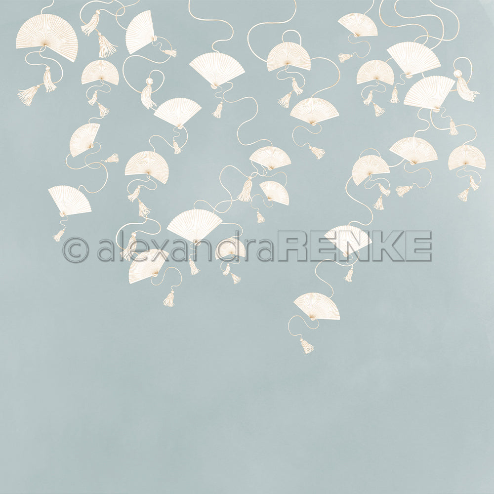 Cremefarbene Dekofächer mit Quasten von Alexandra Renke hängen auf einem zartblauen Hintergrund - ideal, um Papierprojekte zu inspirieren oder handgefertigte Grußkarten zu verschönern.