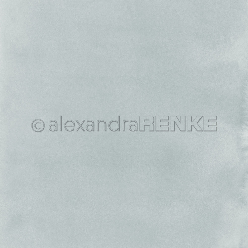 Hellblauer, strukturierter Hintergrund mit dezentem Farbverlauf und einem Wasserzeichen von Alexandra Renke - ideal für Papierprojekte und im Stil des Designpapiers Mimi Elegant-Blau.