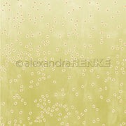 Zartgrüner Hintergrund mit verstreuten kleinen weißen Gänseblümchen und dezent strukturierten Schattierungen - perfektes Designpapier von Alexandra Renke für Buchbinderei oder kreative Papierprojekte.