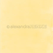 Hellgelber Hintergrund mit Aquarellstruktur und einem „alexandraRENKE“-Wasserzeichen in der Mitte – perfekt für das „Mimi Summer Special“-Designpapier und kreative Papierprojekte.