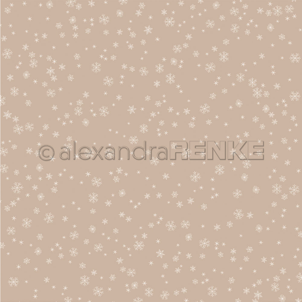 Ein hellbrauner Hintergrund mit einem sich wiederholenden Muster aus weißen Schneeflocken und dem Alexandra-Renke-Logo – ideal für Papierprojekte.