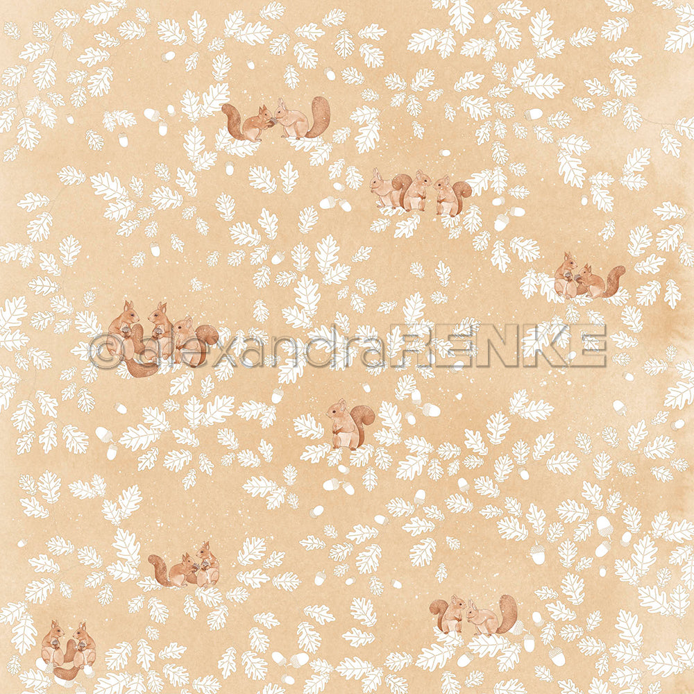 Gemustertes Designpapier mit Eichhörnchen, Eicheln und Blättern der Weißeiche sowie einem Alexandra-Renke-Wasserzeichen – ideal für Papierprojekte.