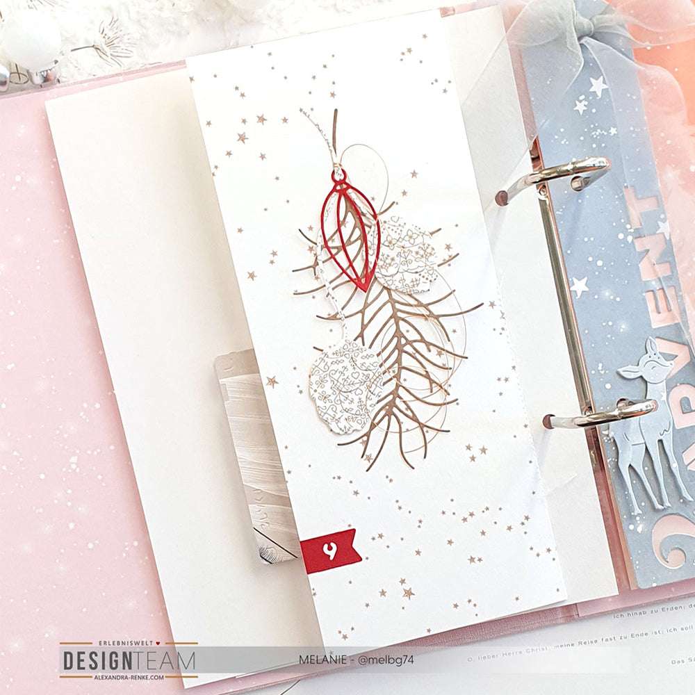 Eine festliche Scrapbook-Seite von Alexandra Renke mit Tannenzweigen, Ornamenten, einem roten Band, Sternakzenten, Motivstanze und der Zahl 4.