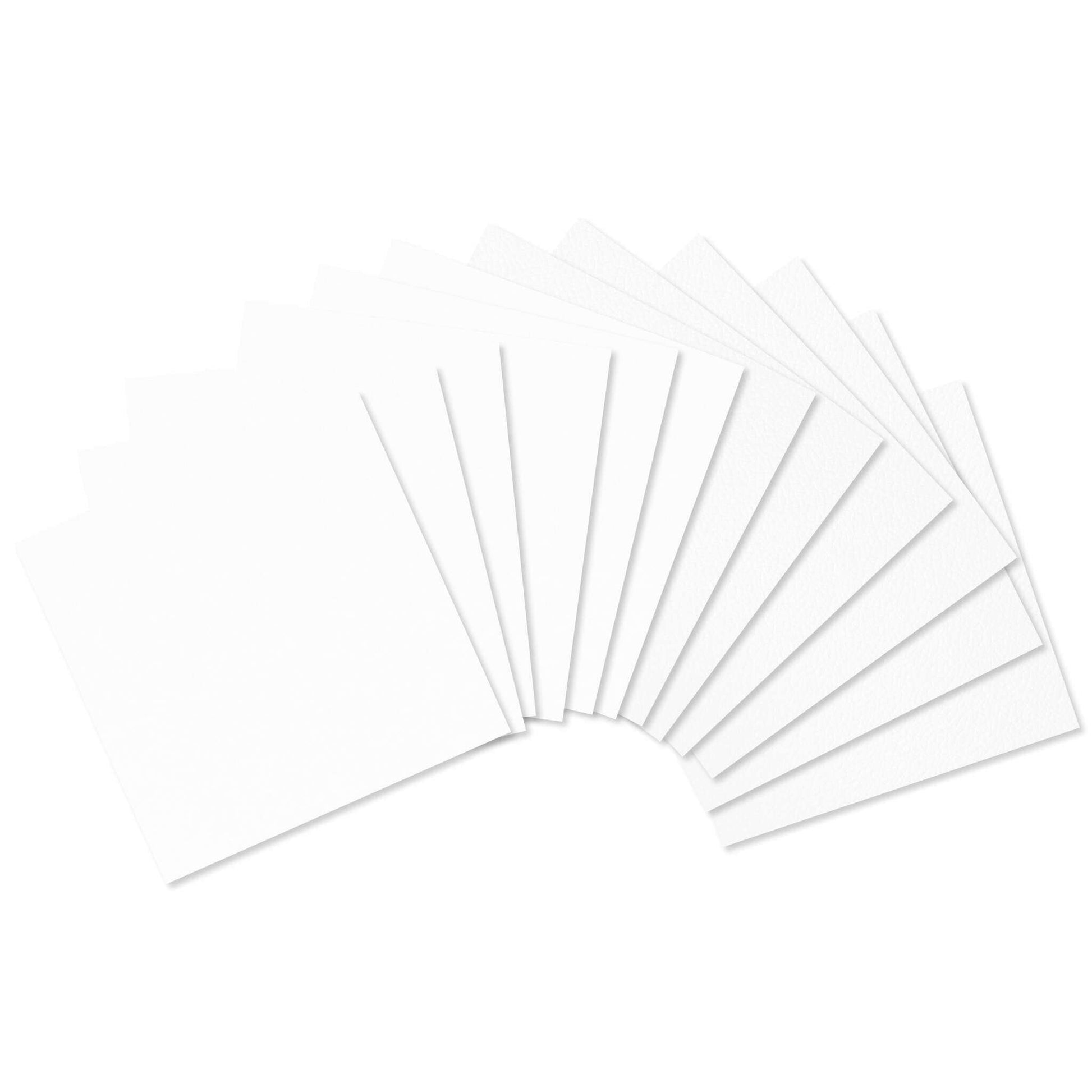 Zwölf Bögen ☆ FSC-zertifiziertes 3D-geprägtes Papier sind auf weißem Hintergrund im Halbkreis aufgefächert.