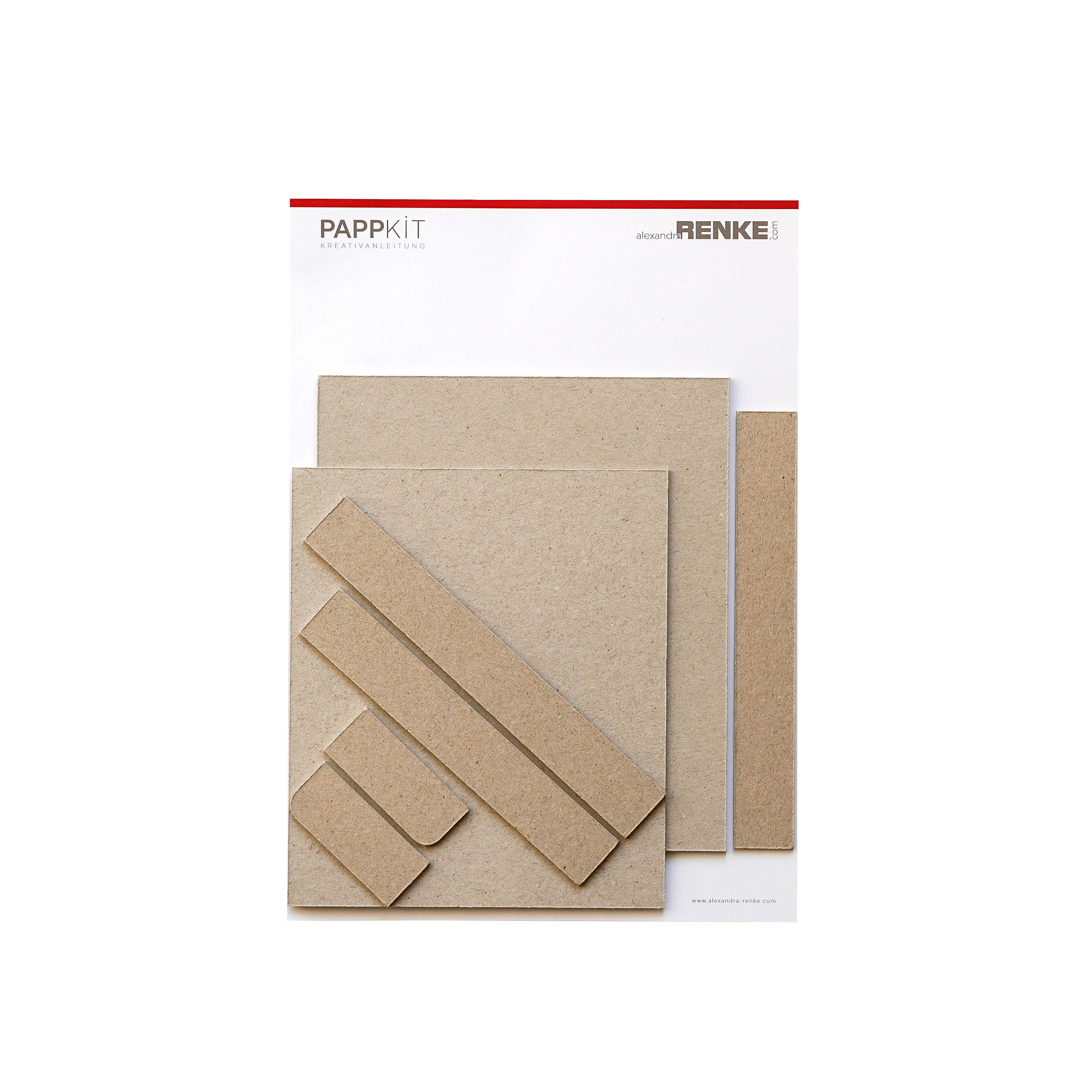 Ein Bastelset von Alexandra Renke aus Pappe mit verschiedenen rechteckigen und quadratischen Graupappe-Zuschnitten, die alle auf einem weißen Hintergrund abgebildet sind.