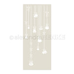 Weiße Glocken mit Schleifen hängen an Schnüren auf einem beigen Hintergrund in diesem minimalistischen, festlichen Design - perfekt zum Basteln mit wiederverwendbaren Schablonen wie der Alexandra Renke Schablone Klingende Glocken.