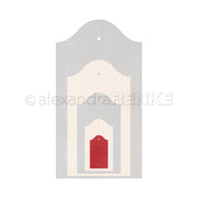 Vier ineinander geschachtelte Alexandra Renke Karniesbogen Etiketten Groß in grau, weiß und rot, jeweils mit einem oberen Loch zum Auffädeln oder Befestigen - ideal für kreative Motivstanze-Projekte mit Stanzsystemen.