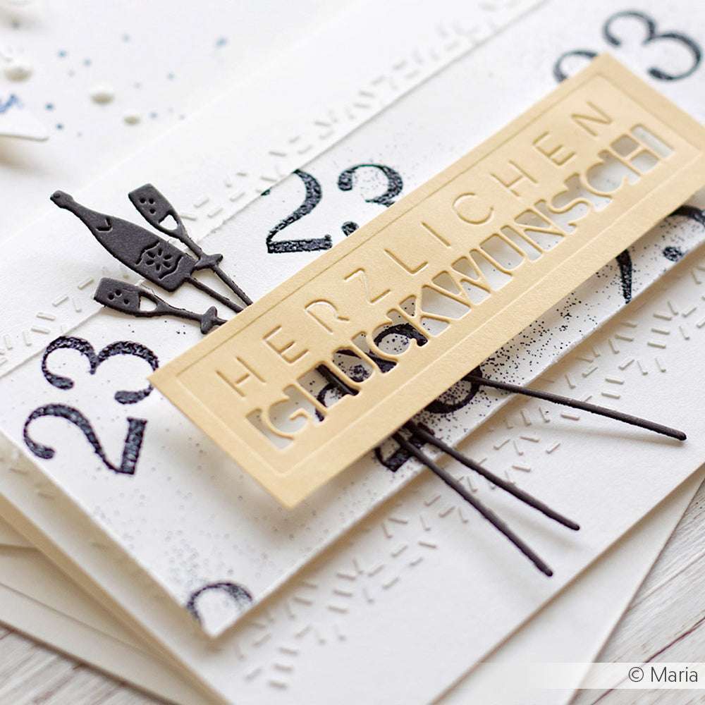 Handgefertigte Lagenkarte von Alexandra Renke mit "Herzlichen Glückwunsch" und der Zahl 23, hergestellt aus Designerpapier und verziert mit einem festlichen Feuerwerk.