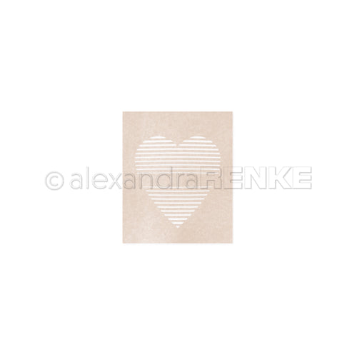 Eine beigefarbene Karte mit einem gestreiften Herzausschnitt, hergestellt mit der Alexandra Renke PAPPcut®ies Motivstanze, auf weißem Hintergrund.