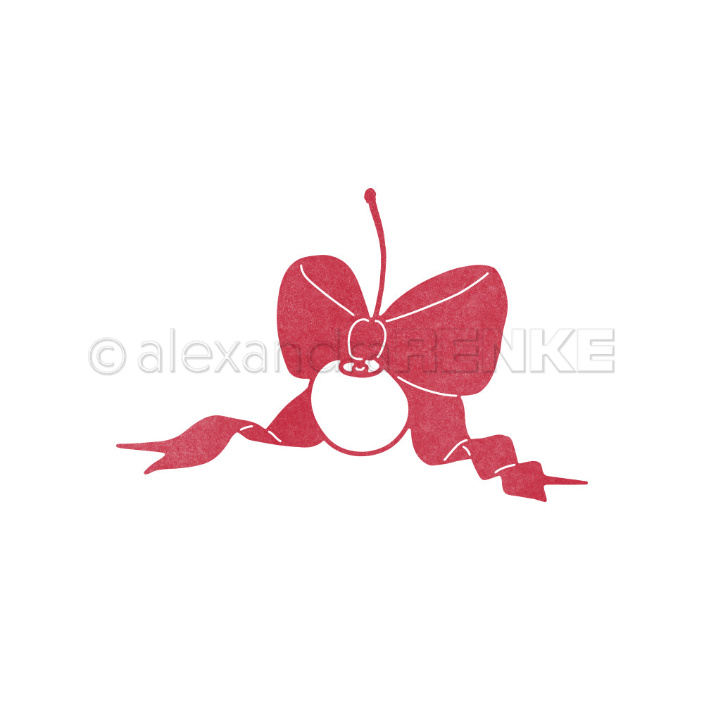 Rotes Weihnachtsornament mit großer Schleife und Band auf weißem Hintergrund von Alexandra Renke - ideal zum Kombinieren mit Designpapieren oder als Inspiration für Ihr nächstes Stanzsysteme-Projekt.