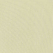 Hellbeiger ☆ Viskose-Stoff mit feinen diagonalen Linien, die ein weiches, wellenförmiges Muster erzeugen, das an eleganten Buchstoff erinnert.