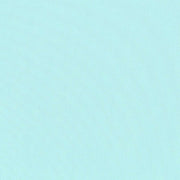 Einfarbiger hellblauer Hintergrund von ☆ mit subtilen, schwachen diagonalen Linien, die eine weiche, minimale Textur erzeugen, die an feine Buchleinen aus dem Offsetdruck erinnert.