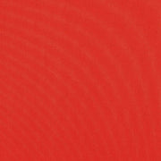 Der leuchtend rote, strukturierte Hintergrund zeichnet sich durch subtile konzentrische Linien und eine weiche, buchleinenartige Stoffoptik aus.