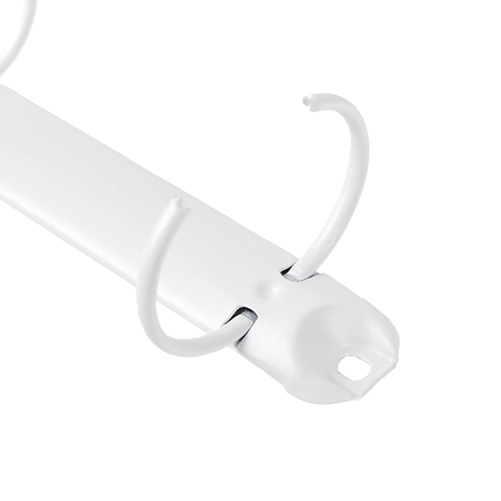 Nahaufnahme von Alexandra Renke Ringbuchmechanik Cremeweiß mit zwei Ringen, ideal für Mini-Alben und Buchbindeprojekte, dargestellt auf weißem Hintergrund.