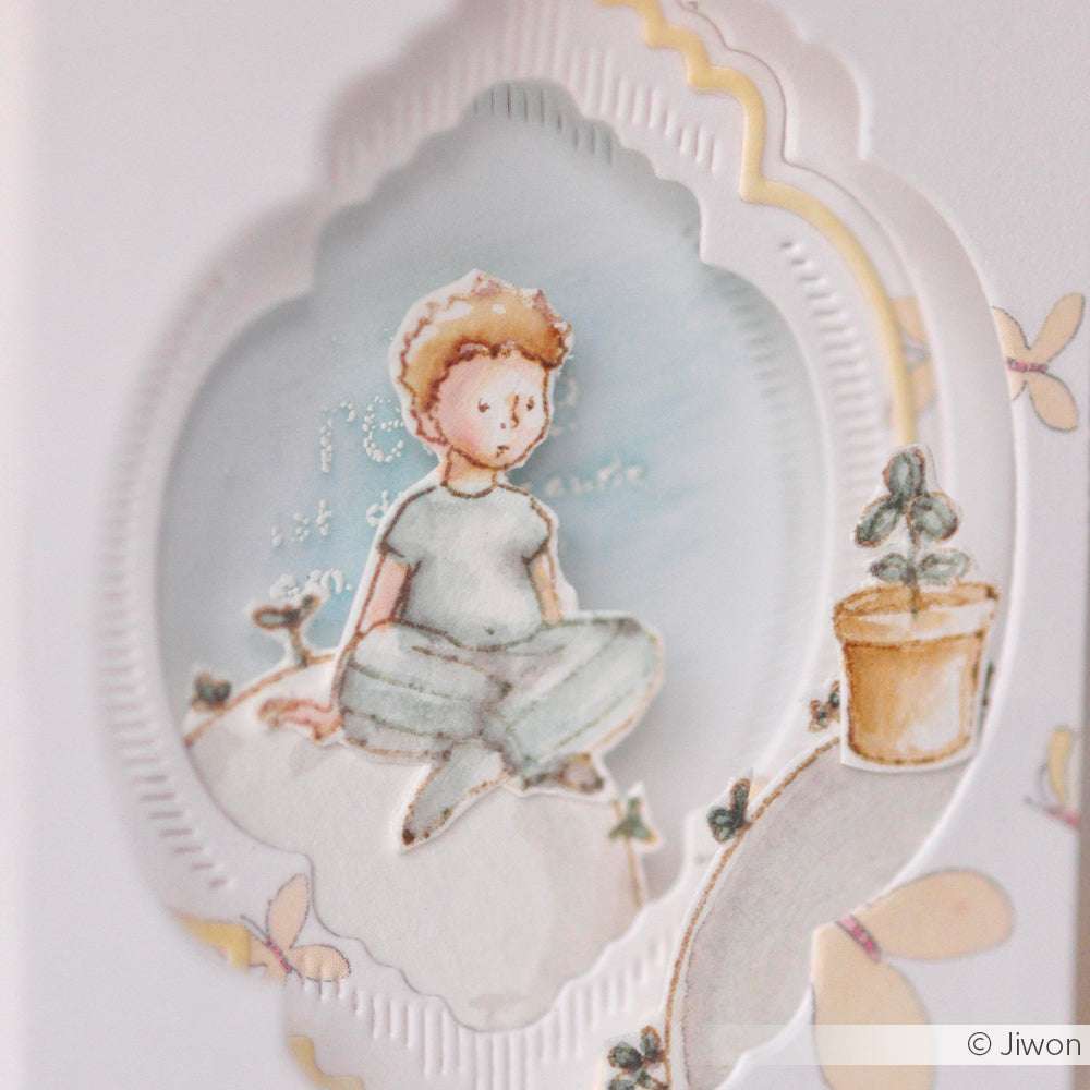 Illustration eines Jungen, der im Schneidersitz auf einem Felsen neben einer kleinen Topfpflanze sitzt, in sanften Pastellfarben, inspiriert durch den sanften Charme der Designs von Alexandra Renke.