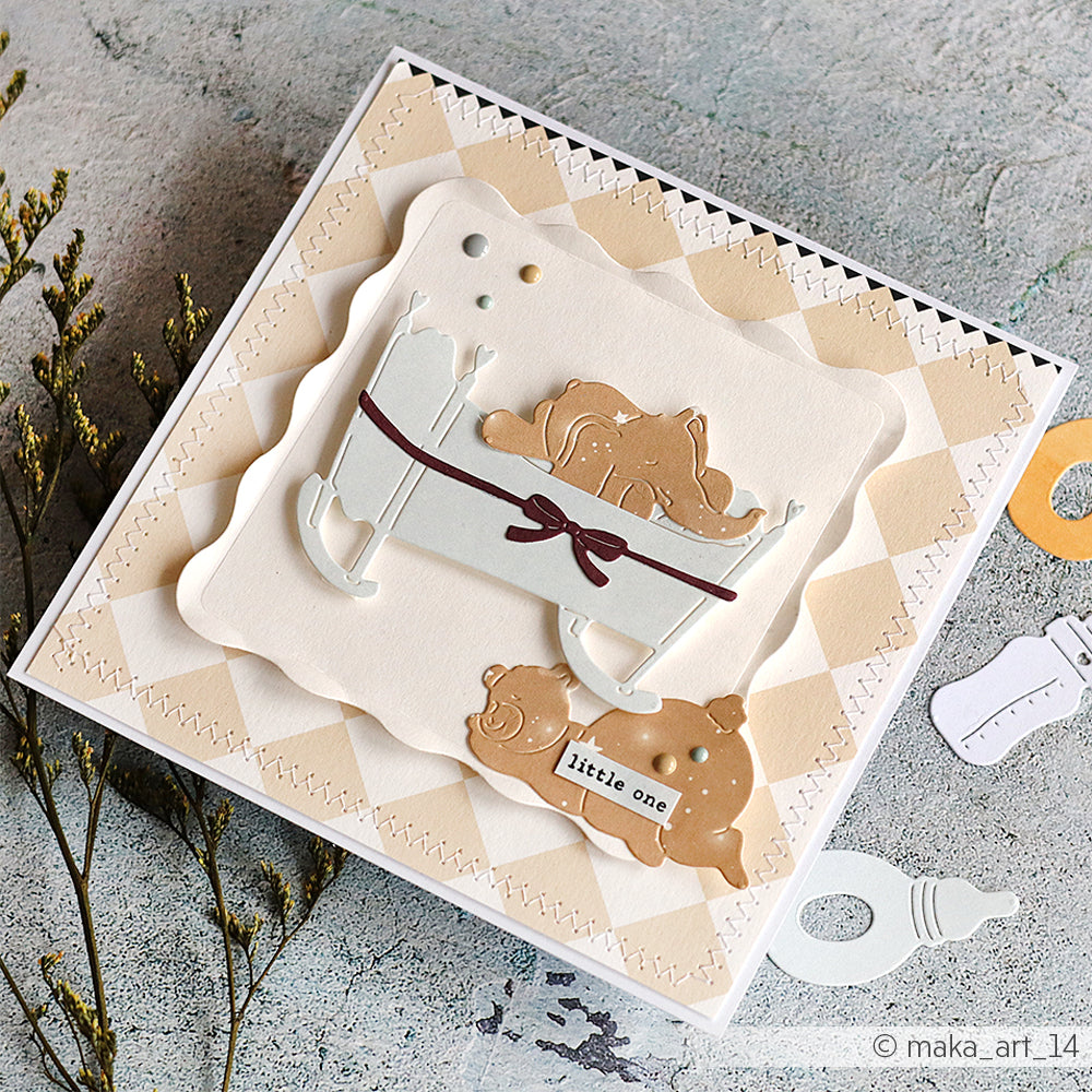 Handgefertigte Babykarte von Alexandra Renke mit Schaukelpferd, Teddybär und pastellfarbenem Design auf Designpapieren, hergestellt mit der Motivstanze Herzliche Wiege für eine charmante, persönliche Note.
