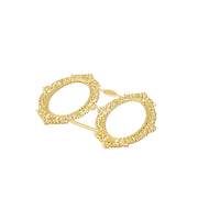 Ein Paar verschnörkelte, ovale, goldene Brillenfassungen von ☆ mit dekorativen, floralen Akzenten und aufwendigen Details.