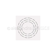 Drei konzentrische Kreise mit dem Text "Frohe Weihnachten" auf weißem Hintergrund, inspiriert von Alexandra Renkes Design Typo Kreis Merry Christmas - perfekt für die Verwendung mit Ihrem Lieblings-Prägefolder.