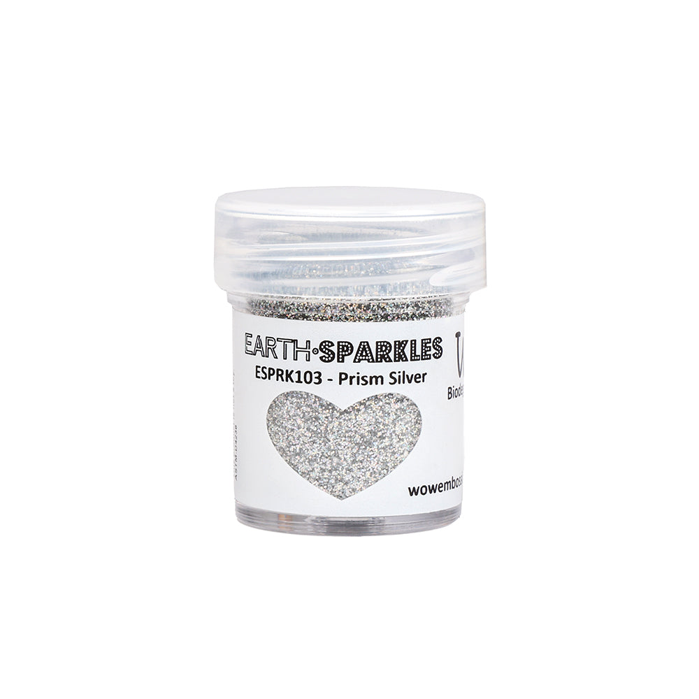 Kleines Plastikgefäß mit biologisch abbaubarem Silberglitter von WOW Embossing Powder, beschriftet mit Earth Sparkles Prism Silver und einem herzförmigen Fenster.
