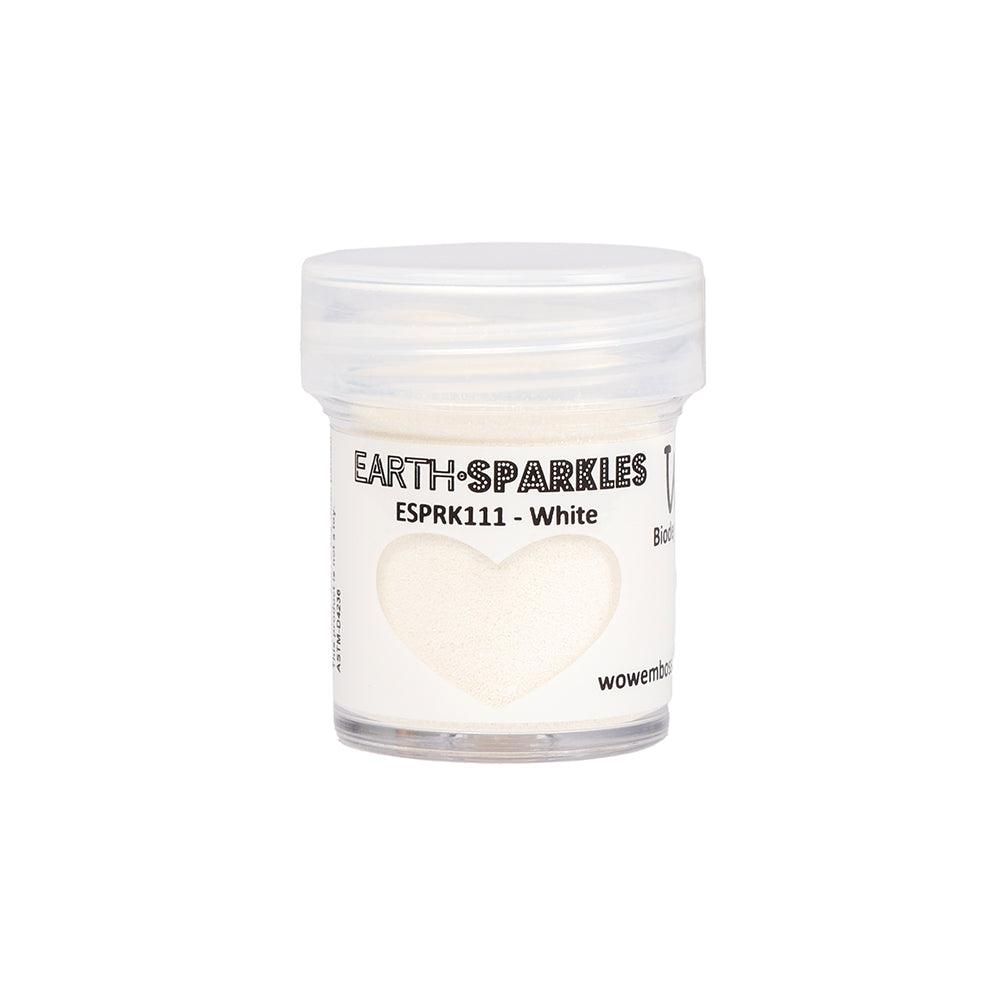 Ein kleines durchsichtiges Glas mit der Aufschrift "WOW Embossing Powder", gefüllt mit weißem Bio Glitter aus pflanzlichen Materialien und biologisch abbaubar für ein umweltfreundliches Funkeln.