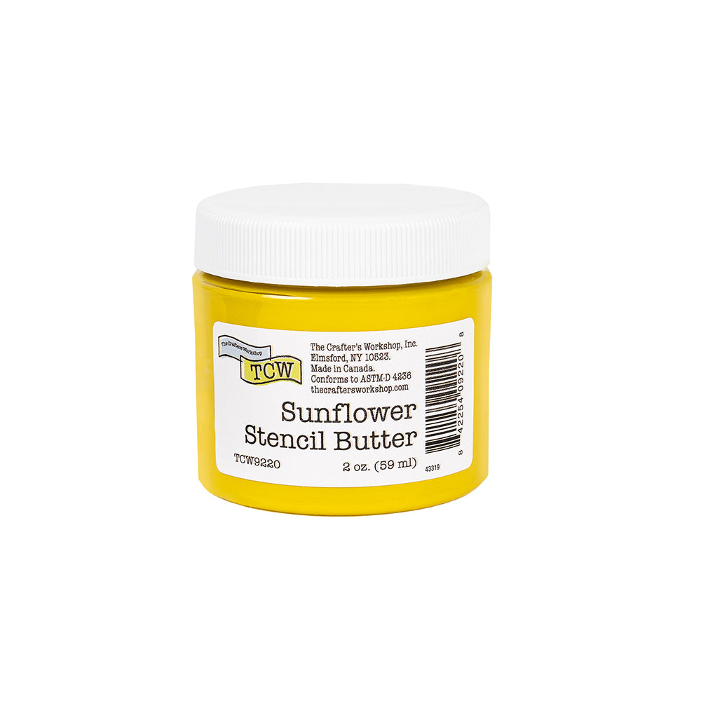 Ein gelbes Glas mit der Aufschrift „Sunflower Stencil Butter“, ideal für Mixed-Media-Projekte, mit einem weißen Deckel und einem Barcode auf weißem Hintergrund.
