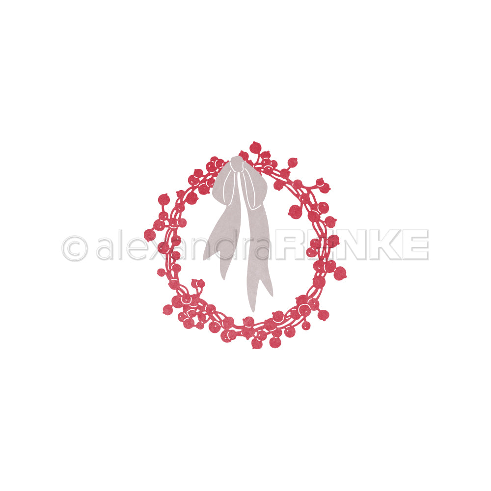 Schlichter roter Beerenkranz mit grauer Schleife auf weißem Grund, gefertigt mit der Alexandra Renke Motivstanze Großer Beerenkranz - ideal für Ihre Designpapiere und Stanzsysteme Kreationen.