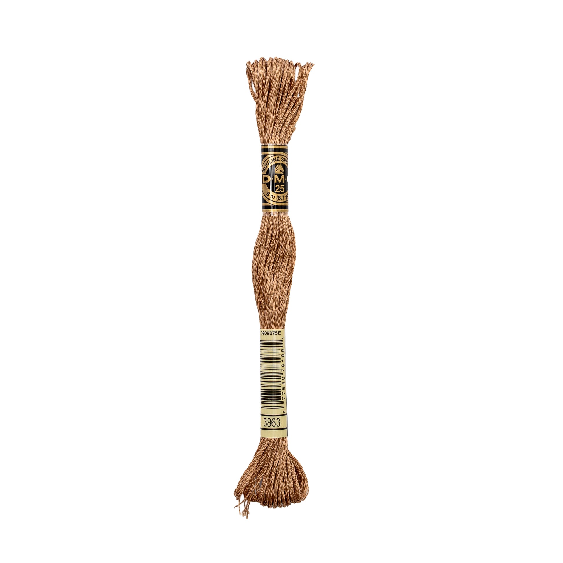Ein Strang brauner DMC Stickgarn Stickgarn aus 100% Baumwolle Mouliné Garn, mit Etiketten an beiden Enden.