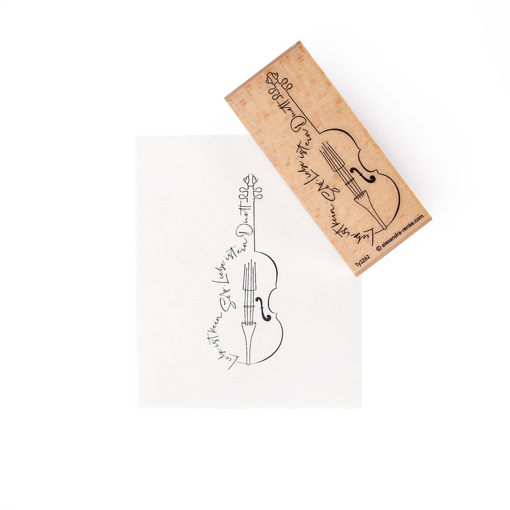Der Alexandra Renke Holzstempel stempelt eine Geige in fließender Schreibschrift - ideal für Papierprojekte oder um Ihren Bastelarbeiten mit hochwertigem Stempelgummi künstlerisches Flair zu verleihen.