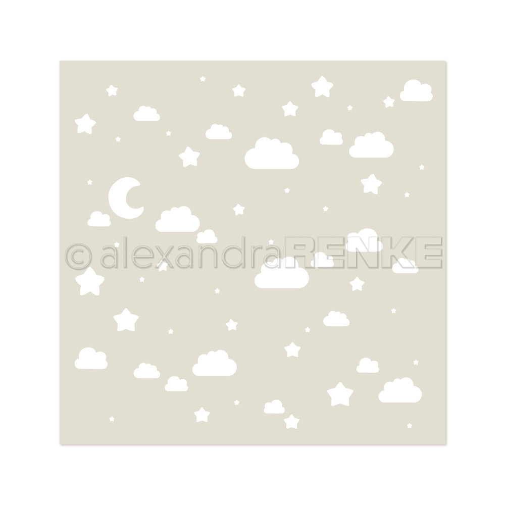 Beigefarbener Hintergrund mit weißen Wolken, Sternen und Mondsichel in einem Streumuster - ideal für verträumte Gestaltungen mit einer Alexandra Renke wiederverwendbare Schablone oder Schablone Papierprojekte.