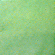 Grüne Oberfläche mit dezentem gelben Rautengitter, perfekt für Buchbinden oder als einzigartiges Nepalpapier für Geschenke Verpacken. Von ☆.