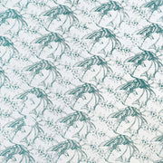 Grüner Line Art Koi-Fisch und Wasserpflanzen Rapport auf strukturiertem weißen Nepalpapier von ☆, ideal für Buchbinden oder Geschenke Verpacken.