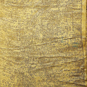 Ein goldgelbes Nepalpapier von ☆ mit dichten schwarzen Punkten und dezenten Wellenlinien - ideal zum Buchbinden oder Verpacken von Geschenken.