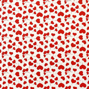 Rote herzförmige Blätter mit Stängeln bilden ein sich wiederholendes Muster auf weißem Nepalpapier von ☆, das sich perfekt zum Buchbinden oder Verpacken von Geschenken eignet.