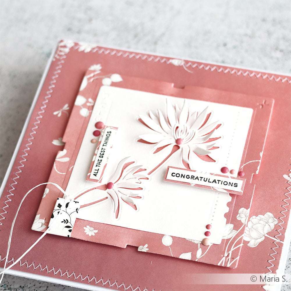 Handgefertigte, florale Grußkarte von Alexandra Renke aus Designpapier mit "CONGRATULATIONS" und "ALLES GUTE" auf rosa und weißen Lagen - eine wunderschöne weiße Blumenvariante für jeden besonderen Anlass.