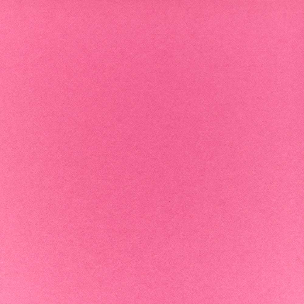 Ein schlichter, unifarbener rosa Alexandra Renke Uni Cardstock Hintergrund mit einer weichen, gleichmäßigen Struktur - perfekt für Buchbinden oder Schachtelbau-Projekte.
