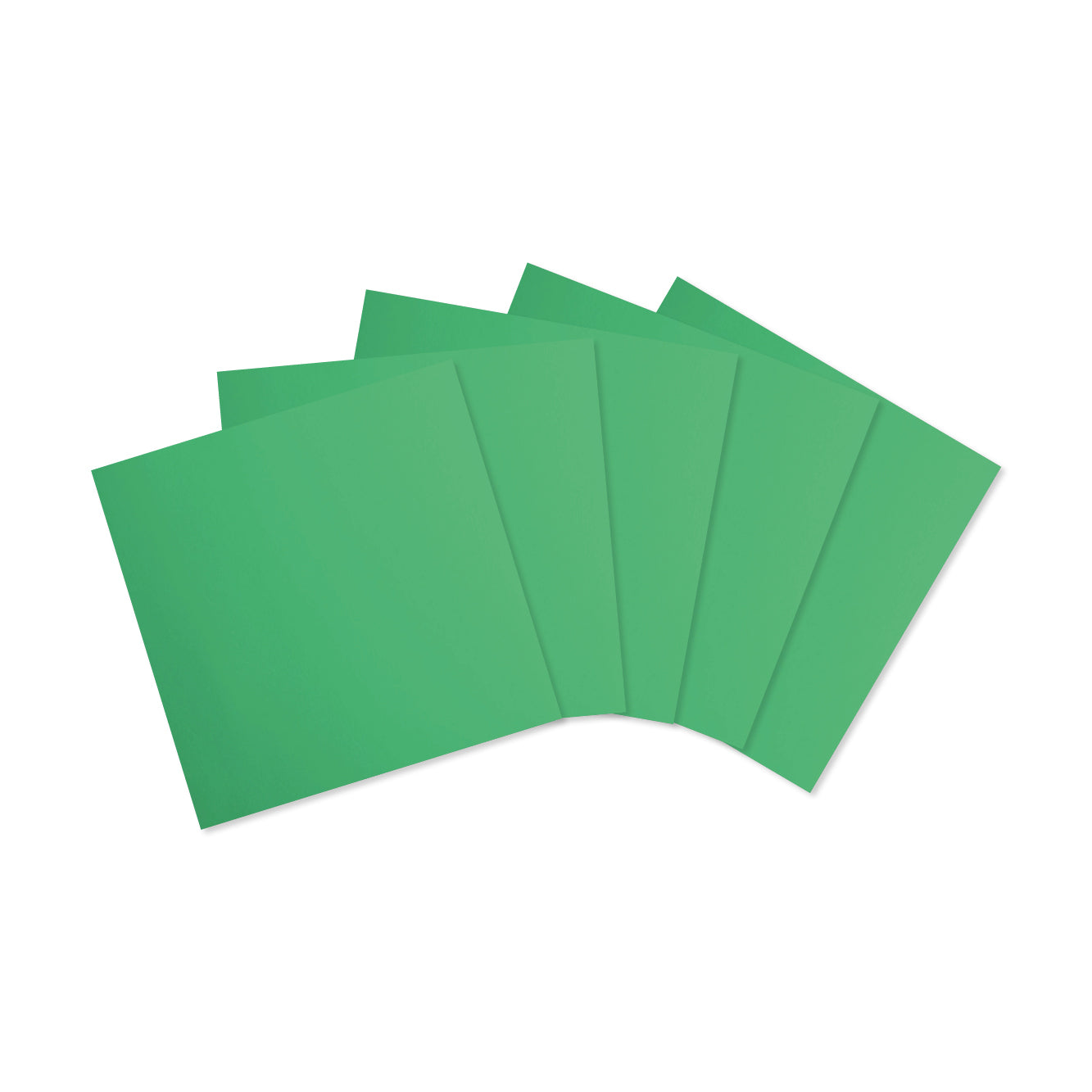 Fünf grüne, rechteckige Kartonbögen von Alexandra Renke, die auf einem weißen Hintergrund fächerförmig angeordnet sind; jeder Bogen weist eine strukturierte Oberfläche auf und besteht aus säurefreien Materialien.